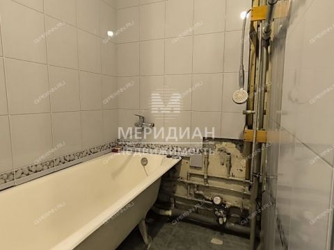 2-komnatnaya-ul-bolshevistskaya-d-5 фото