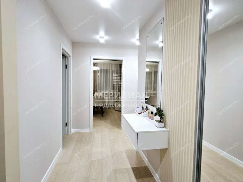 дом на улице Никанорова город Бор