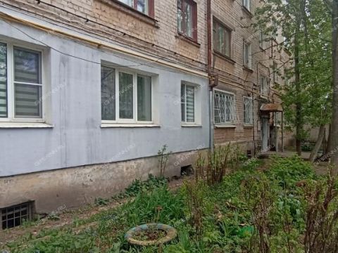 3-komnatnaya-ul-sutyrina-d-18 фото