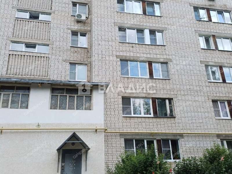 трёхкомнатная квартира на улице Героя Советского Союза Усилова дом 1 к4