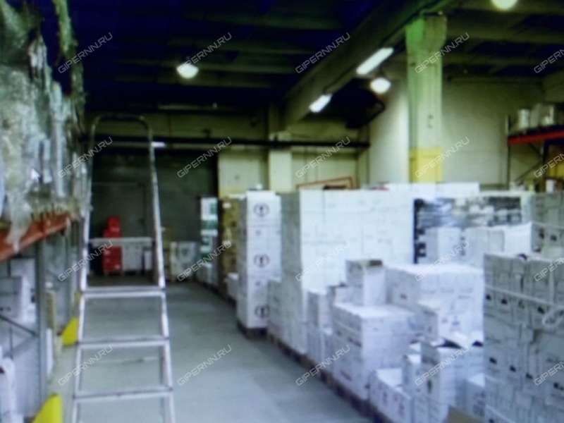 имущественный комплекс под склад, производственную площадь на улице Федосеенко