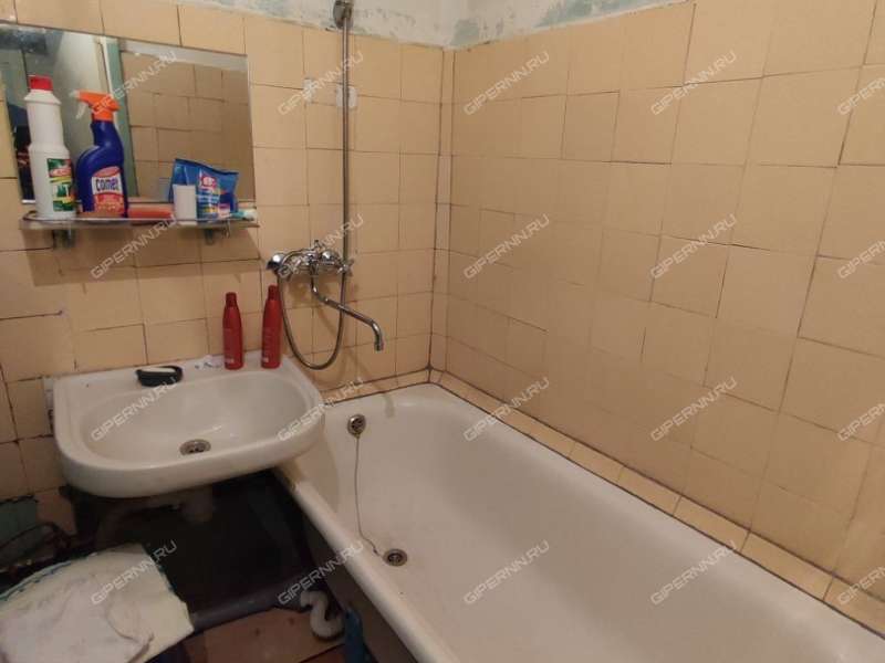 двухкомнатная квартира на проспекте Бусыгина дом 16