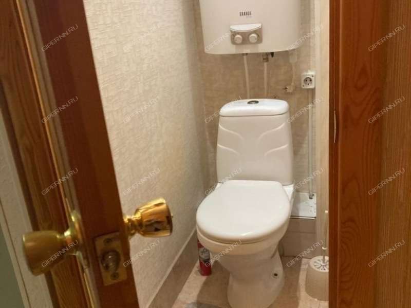 трёхкомнатная квартира на Союзном проспекте дом 18