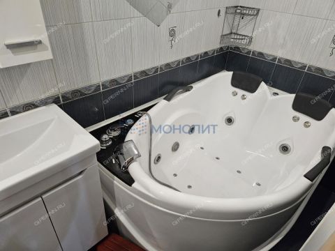 2-komnatnaya-ul-rodionova-d-189-24 фото