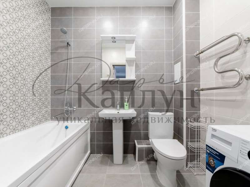 двухкомнатная квартира на улице Владимира Лузянина дом 1