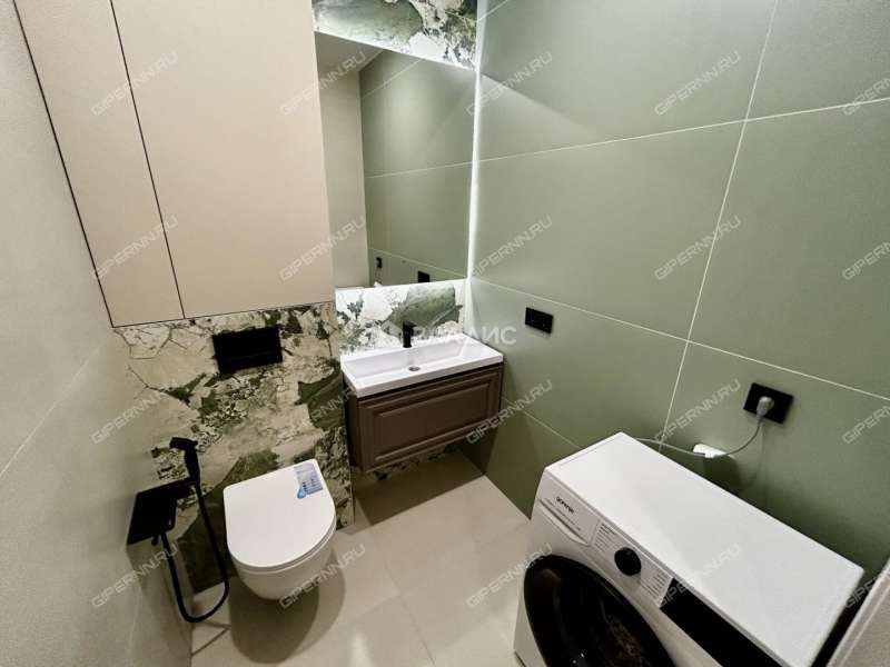 трёхкомнатная квартира на Лысогорской улице дом 89 к3