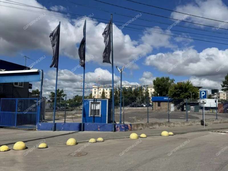 здание под офис, недвижимость под автобизнес на Комсомольской площади