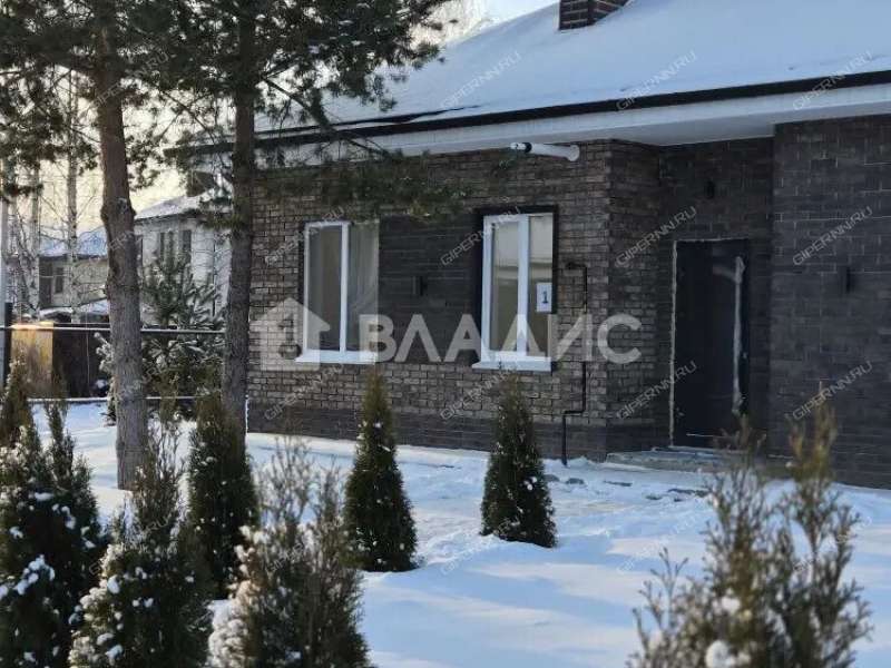 дом на  деревня Ройка