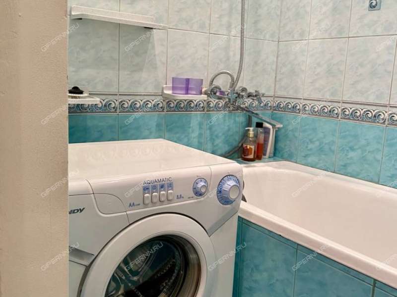 трёхкомнатная квартира на проспекте Героев дом 41