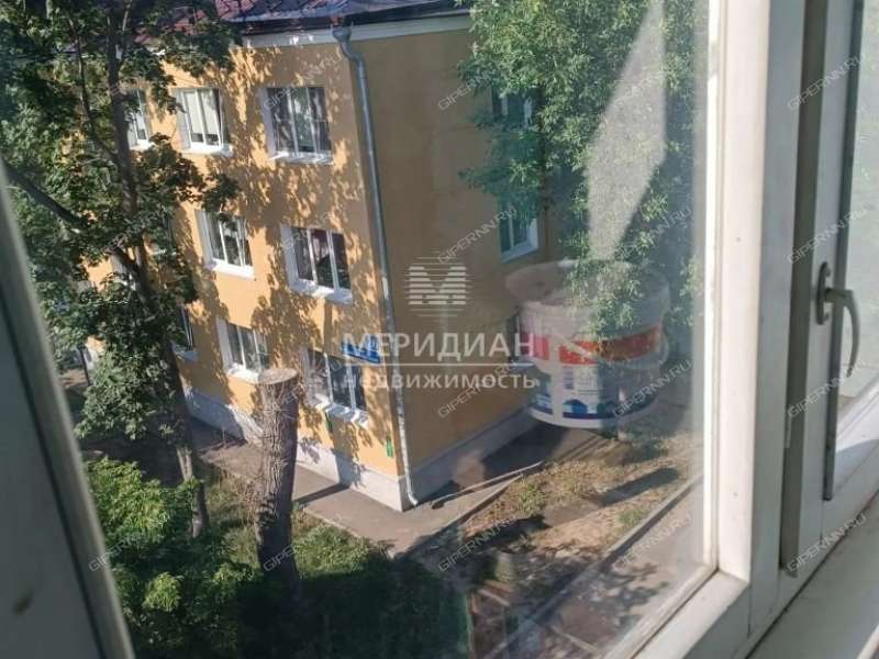 однокомнатная квартира на Светлоярской улице дом 24