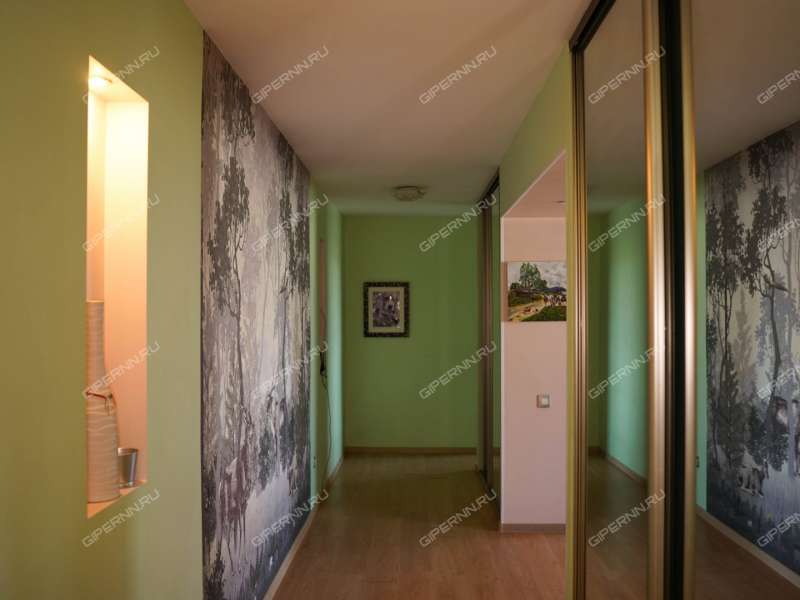 трёхкомнатная квартира на Берёзовской улице дом 103