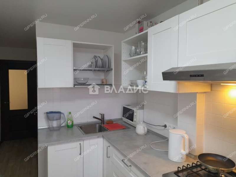 двухкомнатная квартира на улице Коминтерна дом 10