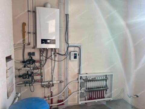 dom-rabochiy-poselok-reshetiha-volodarskiy-rayon фото