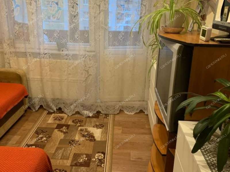 трёхкомнатная квартира на Комсомольской улице дом 10