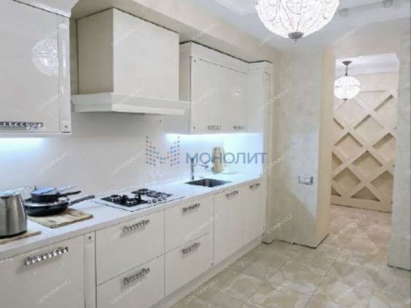 трёхкомнатная квартира на улице Дунаева дом 17