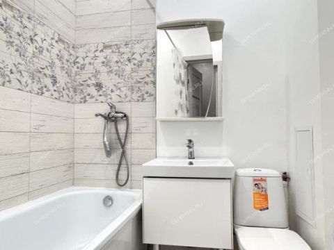 kvartira-studiya-b-r-yuzhnyy-d-15 фото