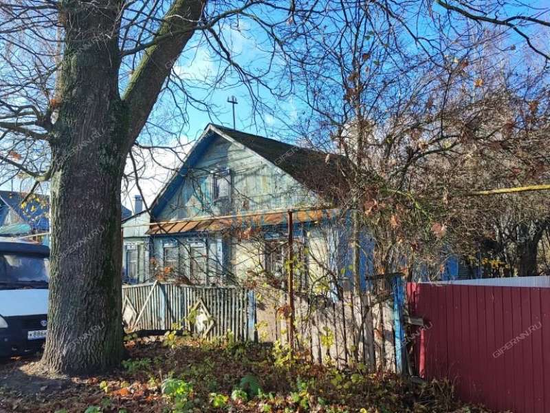 земельный участок 8,7 сотки улица Тарханова