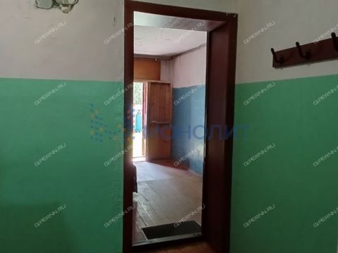 poselok-krasnaya-gorka-volodarskiy-rayon фото