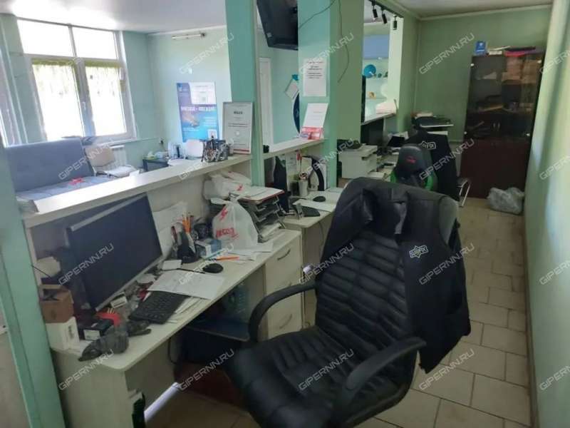 здание под недвижимость под автобизнес на улице Переходникова
