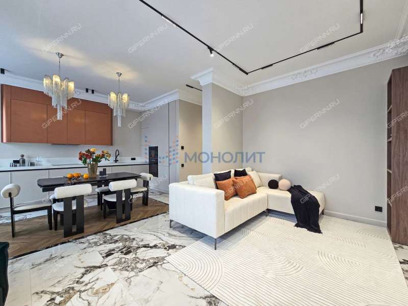 трёхкомнатная квартира на Большей Печёрской улице дом 89