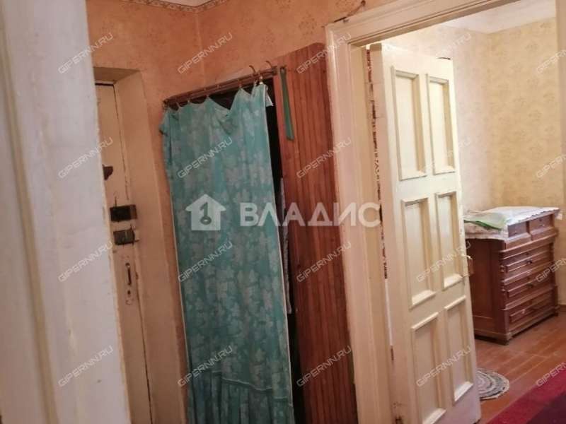 трёхкомнатная квартира на Стрелковой улице дом 65