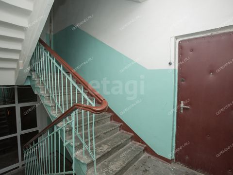 3-komnatnaya-ul-strazh-revolyucii-d-23 фото