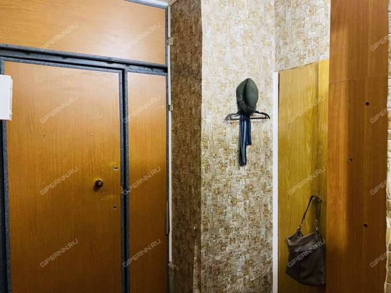 четырёхкомнатная квартира на Южном шоссе дом 21а