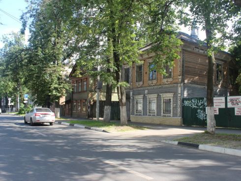 Исторические дома в квартале церкви Трех Святителей оказались под угрозой уничтожения