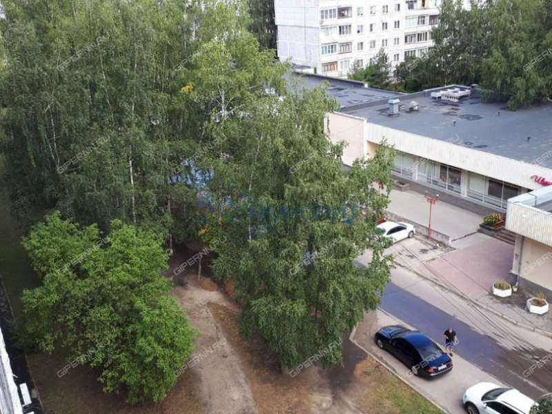 четырёхкомнатная квартира на улице Политбойцов дом 4