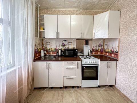 1-komnatnaya-poselok-40-let-oktyabrya-ul-monchegorskaya-d-3-2 фото