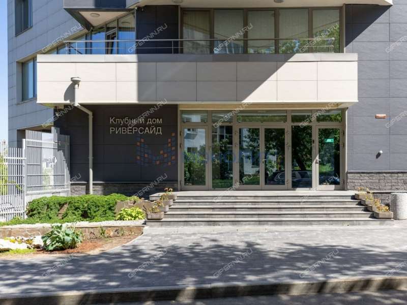 четырёхкомнатная квартира на Почтовом съезде дом 11