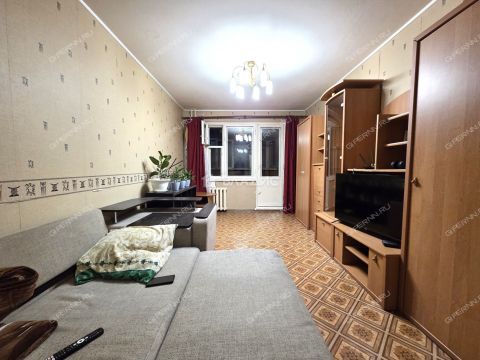 3-komnatnaya-ul-verhnepecherskaya-d-9 фото