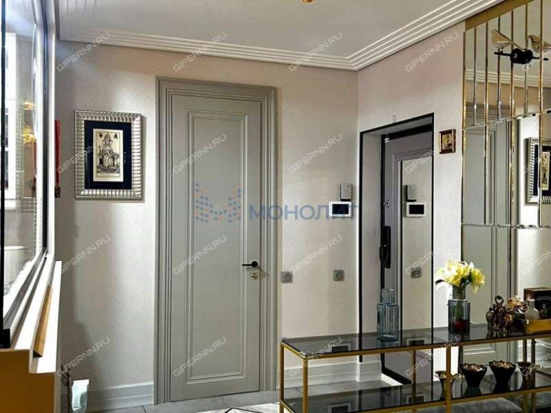 трёхкомнатная квартира на улице Нестерова дом 22