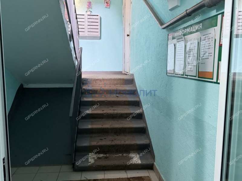 трёхкомнатная квартира на улице Красных Зорь дом 17