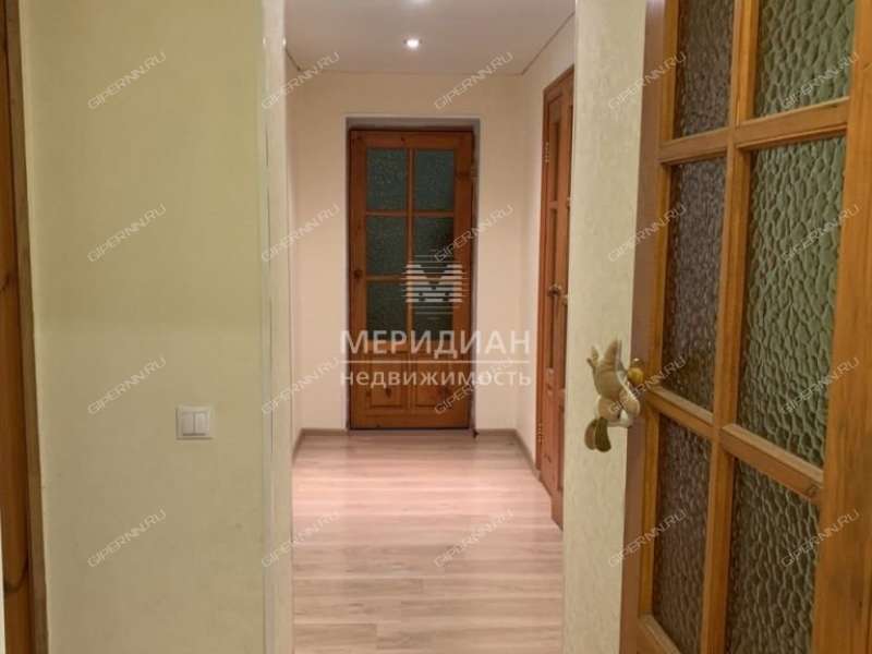 трёхкомнатная квартира на улице Мокроусова дом 23 к1