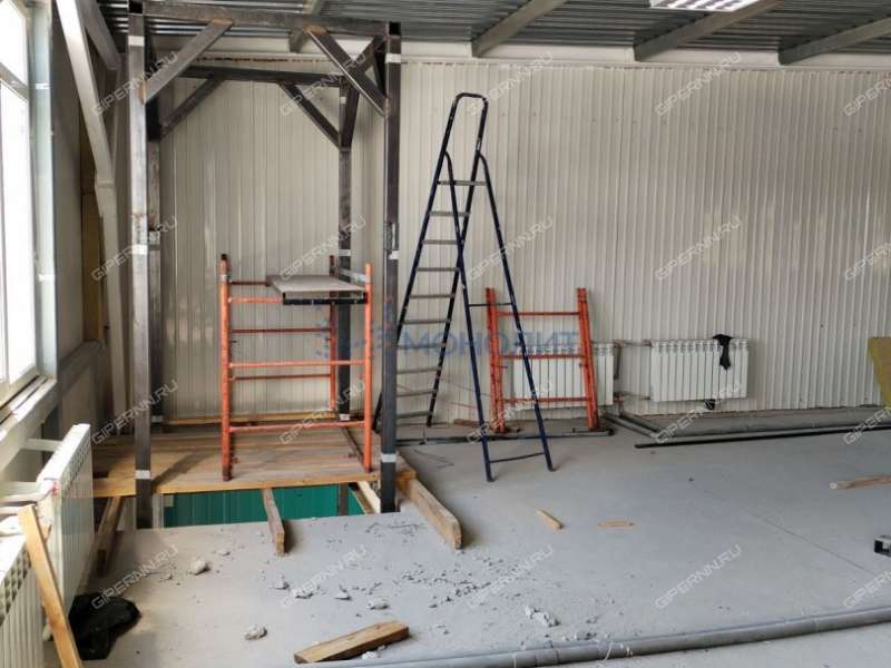 помещение под склад, производственную площадь на улице Кащенко