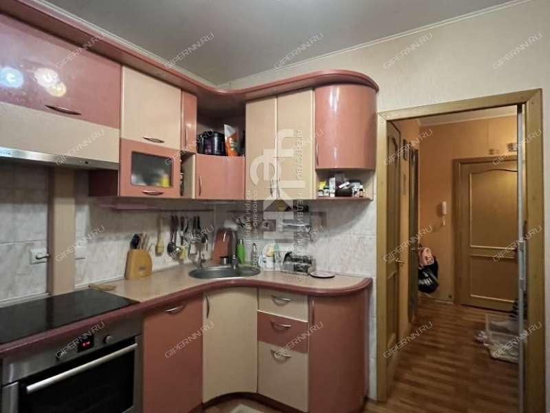 трёхкомнатная квартира на проспекте Ильича дом 39