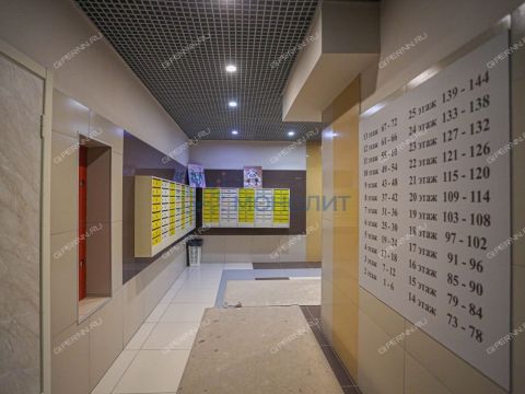 3-komnatnaya-ul-belozerskaya-d-7 фото