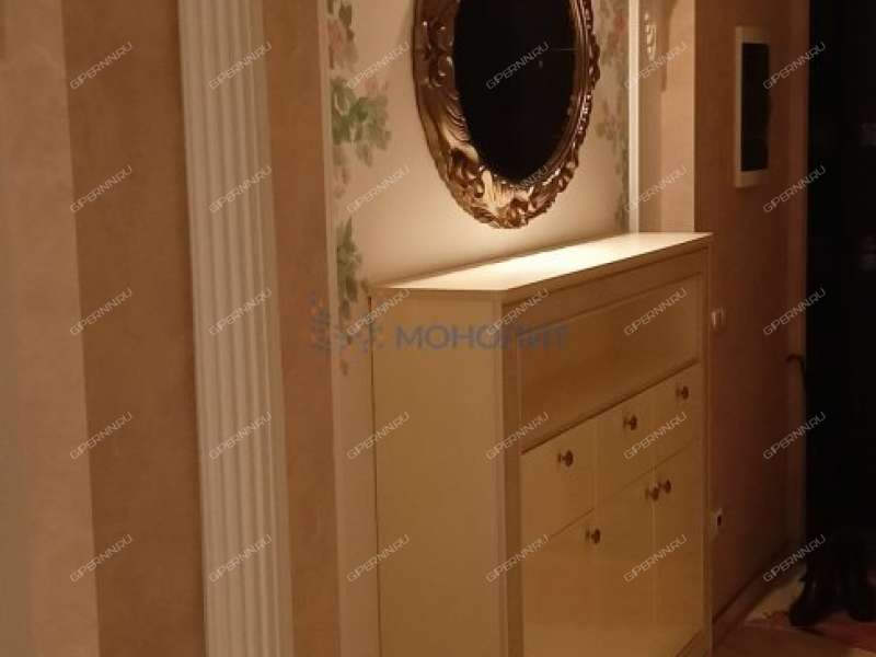 трёхкомнатная квартира на проспекте Гагарина дом 107