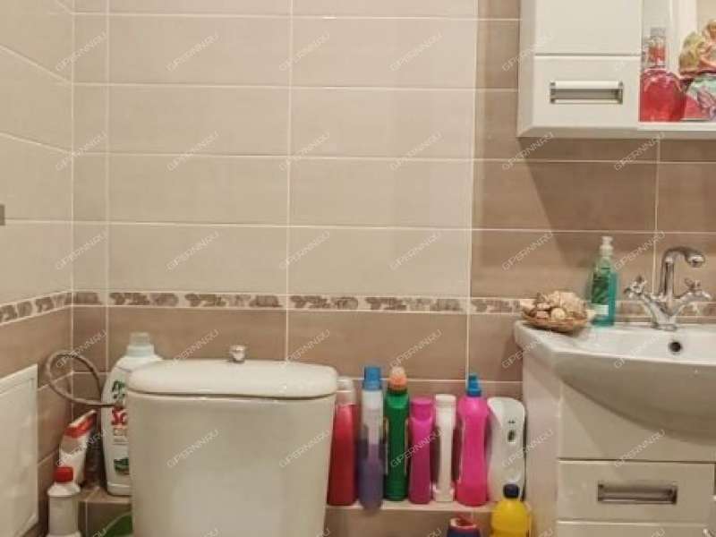 трёхкомнатная квартира на улице Красных Партизан дом 18