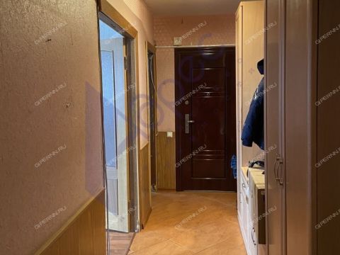 3-komnatnaya-ul-strokina-d-14 фото