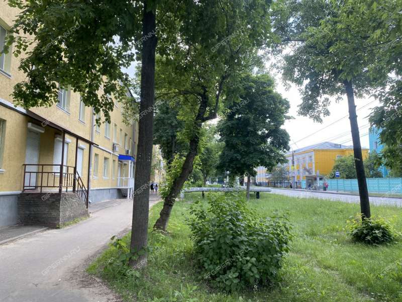 помещение под офис, недвижимость под салоны красоты на улице Июльских Дней