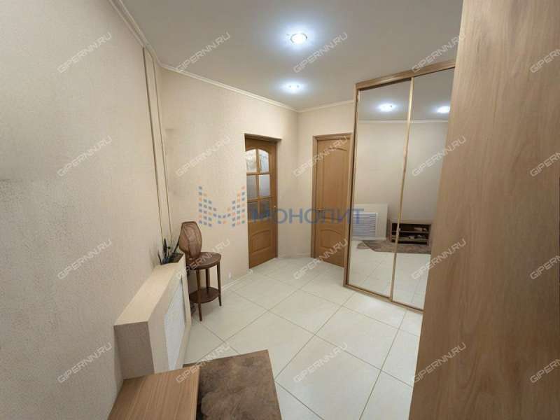 четырёхкомнатная квартира на улице Воровского дом 13