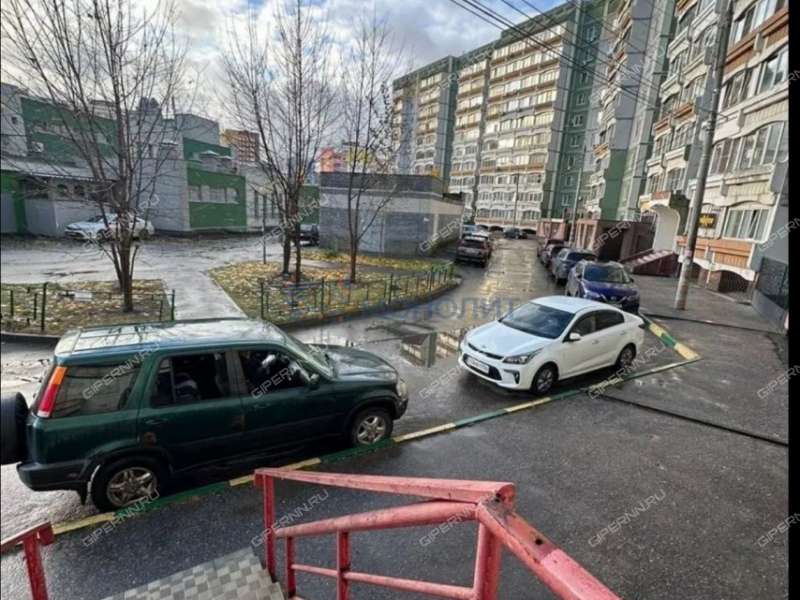 помещение под помещение свободного назначения, торговую площадь на улице Верхнепечёрская