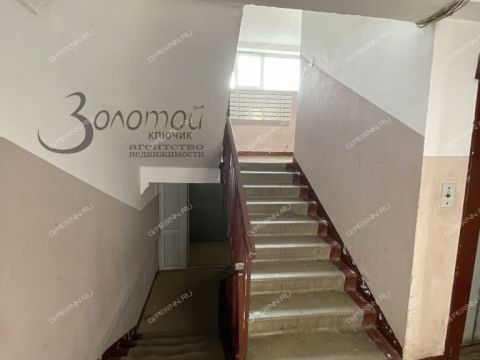 3-komnatnaya-ul-kosmicheskaya-d-42 фото