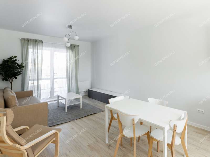 дом на 2-й Цветочной улице деревня Крутая