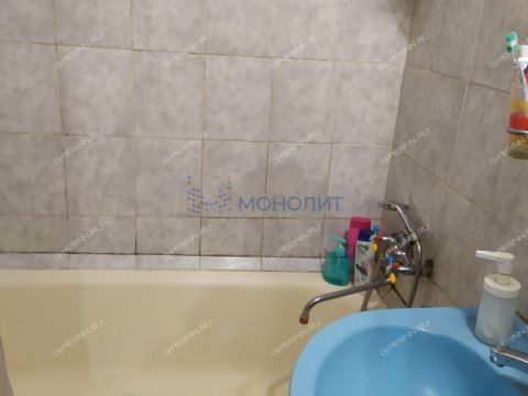 2-komnatnaya-ul-marshala-golovanova-d-37 фото