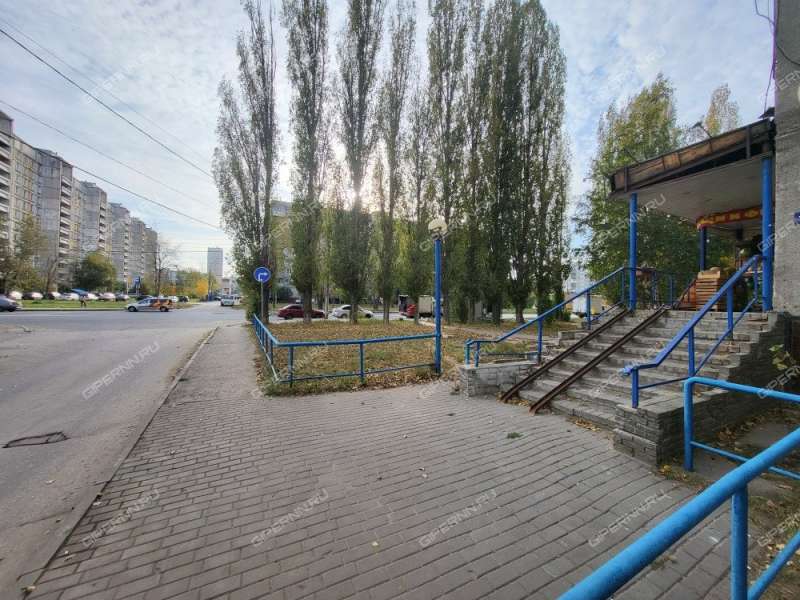 помещение под торговую площадь на улице Карла Маркса