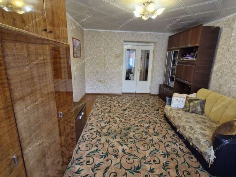 трёхкомнатная квартира в посёлке Мостоотряд дом 21