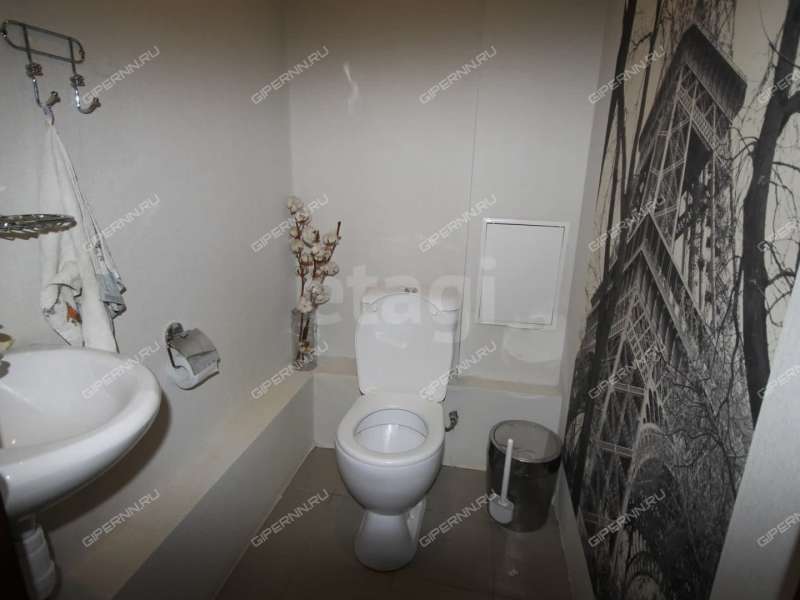 двухкомнатная квартира на улице Менделеева дом 15а